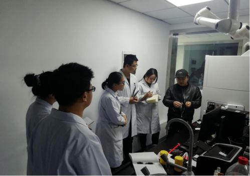 檢驗檢測 食品藥品檢驗檢測中心進行儀器操作培訓