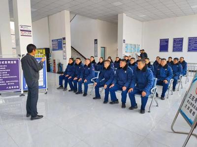 總隊(duì)駕駛員培訓(xùn)隊(duì)圓滿(mǎn)完成增駕及新訓(xùn)科目二場(chǎng)地駕駛技能考核