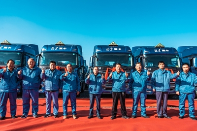 80臺北京重卡?；窢恳嚱桓蹲筒┐罂蛻? class=