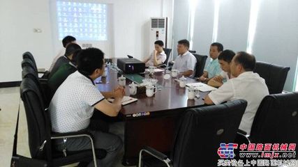 載貨車(chē)專題培訓(xùn)持續(xù)發(fā)力 湖南5家新渠道加盟陜汽-陜汽-工程機(jī)械動(dòng)態(tài)-中國(guó)路面機(jī)械網(wǎng)