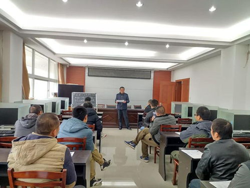 三長(zhǎng) 入會(huì)助力雁山區(qū)開(kāi)展農(nóng)機(jī)駕駛員培訓(xùn)活動(dòng)