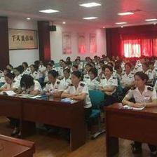 全員大培訓(xùn),迎接新學(xué)期--交運(yùn)黃島溫馨校車(chē)組織駕駛員、照管員崗位技能實(shí)操考核